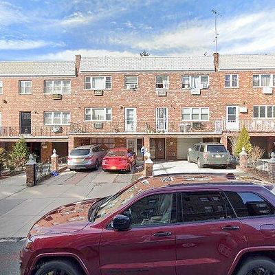 2217 Powell Ave, Bronx, NY 10462