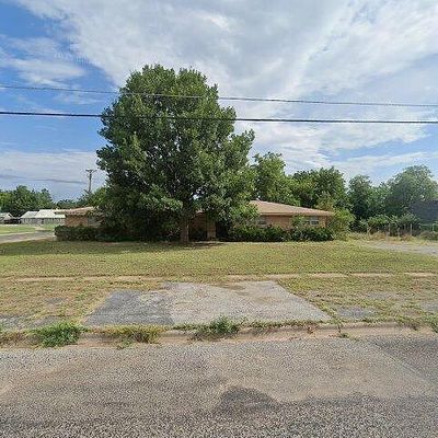 2628 Yamparika St, Vernon, TX 76384