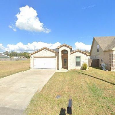 2646 Pearl Ave, Groves, TX 77619