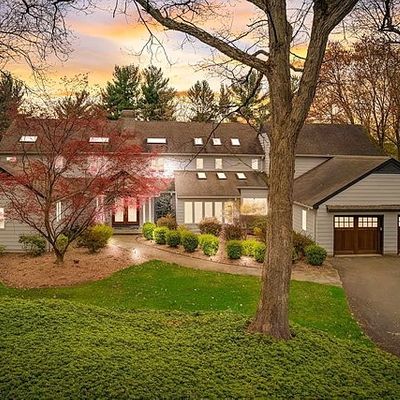 265 Terrace Rd, Franklin Lakes, NJ 07417