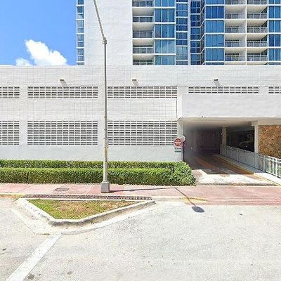 2655 Collins Ave #2405, Miami Beach, FL 33140