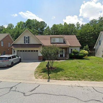 267 Cabot Dr, Winston Salem, NC 27103