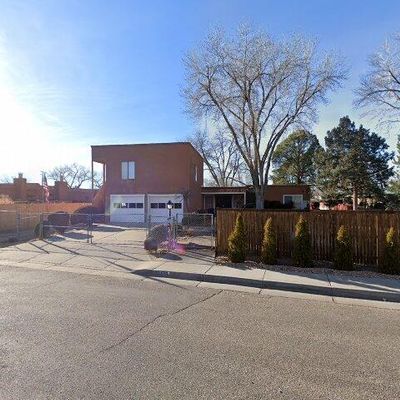 2715 Sheridan St Nw, Albuquerque, NM 87104