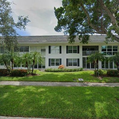 272 Banyan Blvd, Naples, FL 34102