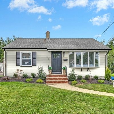 275 Valley Rd, Clark, NJ 07066