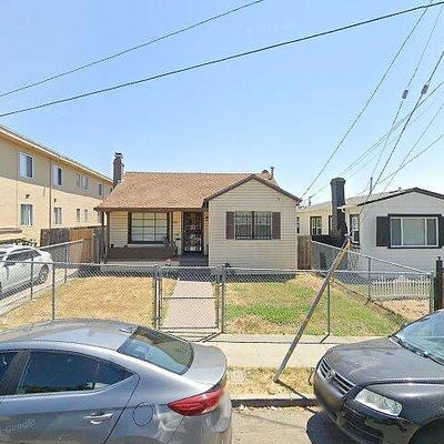 2768 Parker Ave, Oakland, CA 94605