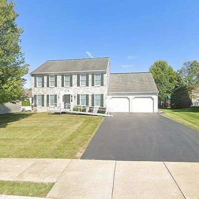 28 Misty Ln, Ephrata, PA 17522