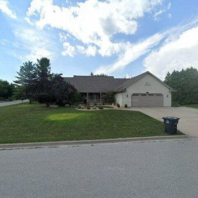 2800 Newcastle Ct, Green Bay, WI 54313