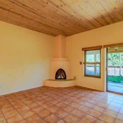 2813 Plaza Amarilla, Santa Fe, NM 87507