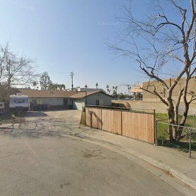 2825 Hines Way, Bakersfield, CA 93304