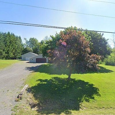 2880 Kittering Rd, Macedon, NY 14502