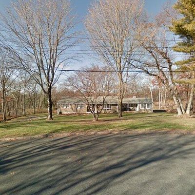 29 Centerview Dr, Shelton, CT 06484