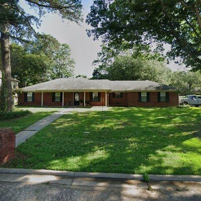 2907 Houston St, Kilgore, TX 75662