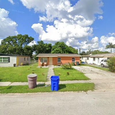 2913 Lafayette St, Fort Myers, FL 33916