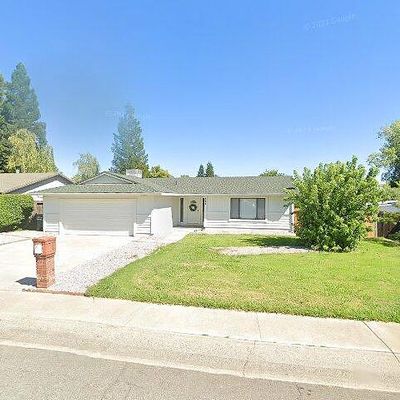 244 Woodhill Dr, Redding, CA 96003