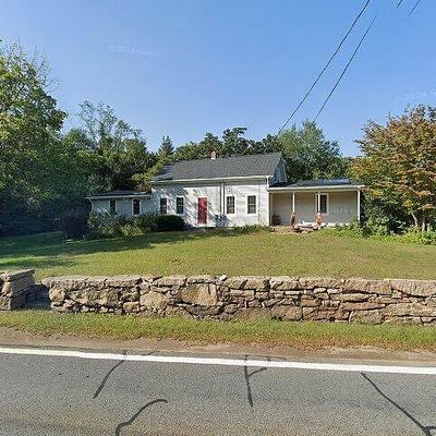 2447 Division Rd, East Greenwich, RI 02818