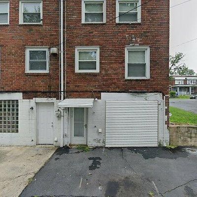 2457 Derry St, Harrisburg, PA 17111