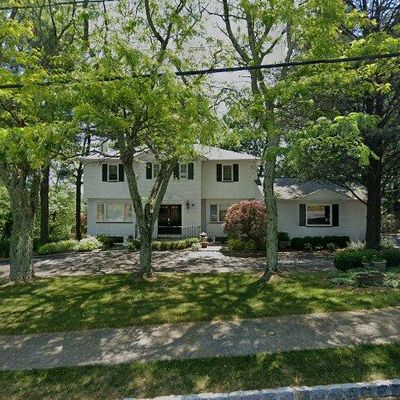 25 Powell Dr, West Orange, NJ 07052