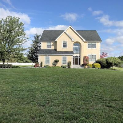 25 Two Penny Run W, Pilesgrove, NJ 08098