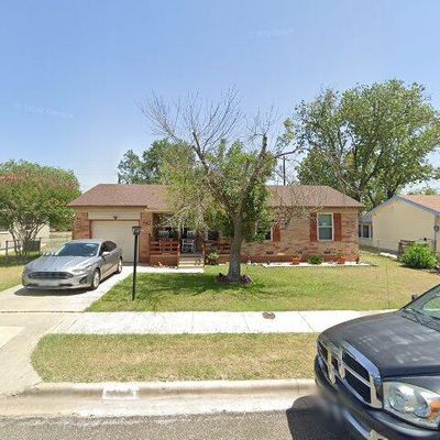 2508 Meadow Ln, Copperas Cove, TX 76522