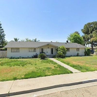 2579 Almond Ave, Sanger, CA 93657