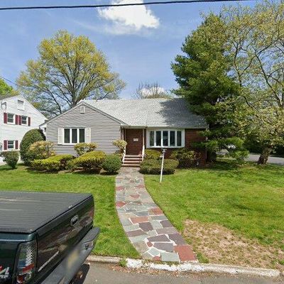 26 Brown Ter, Cranford, NJ 07016