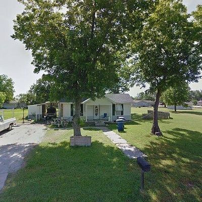 308 N Cedar St, Commerce, OK 74339