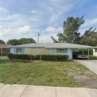 3083 Avenue H E, Riviera Beach, FL 33404