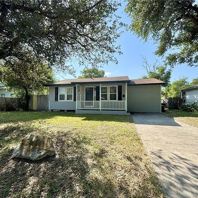 309 Reynolds Ave, Taft, TX 78390