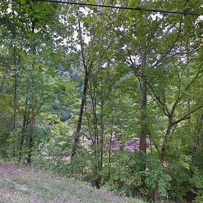 3093 5 Th Street Rd, Huntington, WV 25701