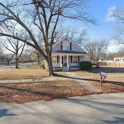 310 N 30 Th St, Parsons, KS 67357