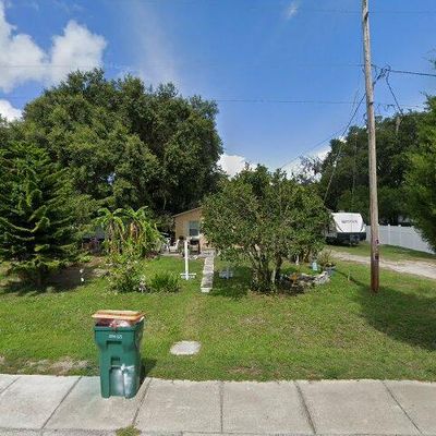 312 S Bloxham Ave, Tavares, FL 32778