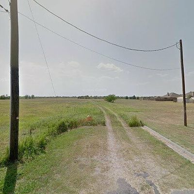 312 W James St, Mabank, TX 75147