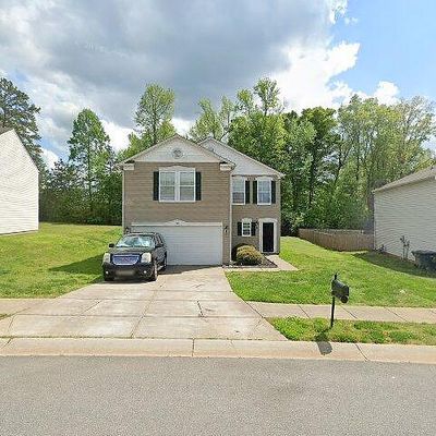 3124 Pikes Peak Dr, Gastonia, NC 28052