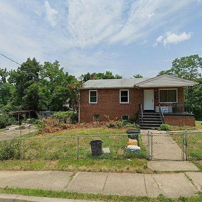 315 70 Th Pl, Capitol Heights, MD 20743