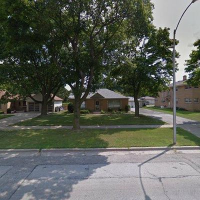 3162 S 84 Th St, Milwaukee, WI 53227