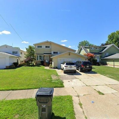 31622 N Marginal Dr, Willowick, OH 44095