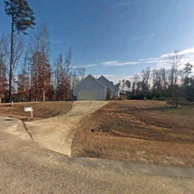 317 Creek Dr, Garner, NC 27529