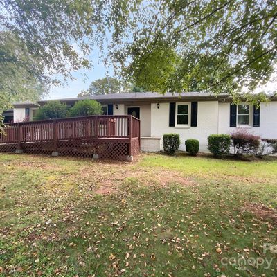 318 Windy Rush Rd, Kannapolis, NC 28081