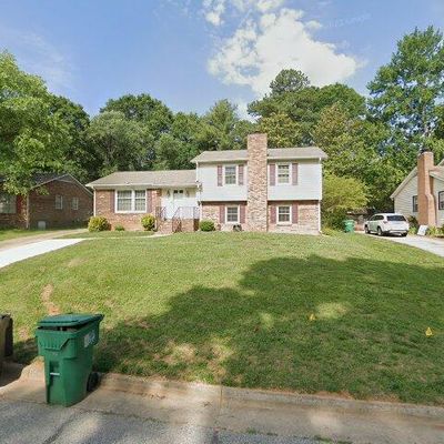 3213 Rolling Rd, High Point, NC 27265