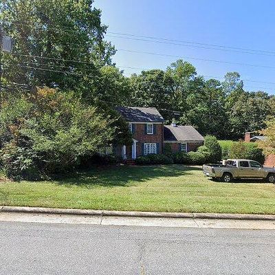 323 25 Th Ave Nw, Hickory, NC 28601