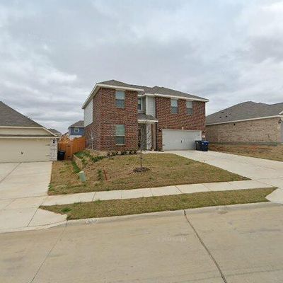 325 Ridgeland Oak Dr, Fort Worth, TX 76120