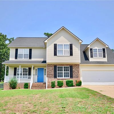 327 Lenoir Dr, Spring Lake, NC 28390