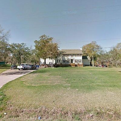 329 Buffalo Trl, Lake Jackson, TX 77566