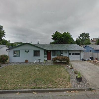 329 Char St, Roseburg, OR 97471