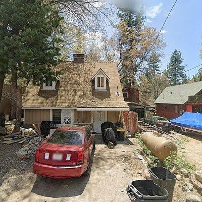 32923 Squirrel Ln, Running Springs, CA 92382