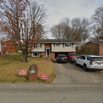 33 Seneca Dr, Greensburg, PA 15601