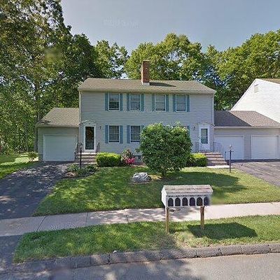 33 Waterview Dr, Windsor, CT 06095