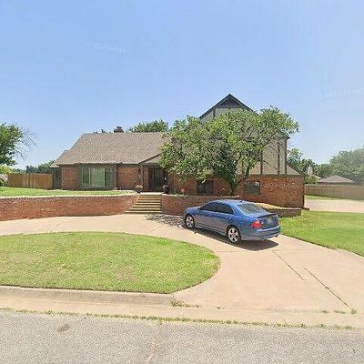 3317 Goldfinch Ln, Enid, OK 73703