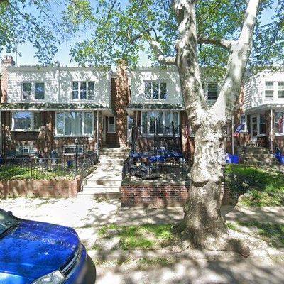 3319 Brighton St, Philadelphia, PA 19149